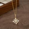 Collar de cadena de clavícula con copo de nieve electrochapado en oro auténtico 2024 para mujer, estilo coreano, con microincrustaciones de circonita, elegante y súper llamativo.