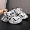 Zapatillas de Moda para Niñas Malla Transpirable Otoño 2025 Nuevos Zapatos de Moda para Niños Zapatillas Versátiles para Correr