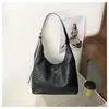 Bolso tote de hombro único con patrón tejido vintage, gran capacidad, 2026 nuevo transfronterizo casual moderno de gran capacidad para llevar debajo del brazo