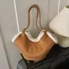 Bolso de mano afelpado retro esmerilado para mujer, nuevo estilo invierno 2025, estilo perezoso, bolso tipo cubo, bolso simple para hombro/axila