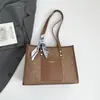 Bolso de Hombro Retro de Alta Gama para Trabajo y Desplazamientos para Mujer 2026 Nuevo Color Blocking de Moda Bolso Tote Grande Estudiante