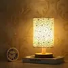 Lámpara de Mesa Decorativa Nueva de Madera Maciza Estilo Europeo Simple Moderno Iluminación de Escritorio Nocturna para Dormitorio Mesita de Noche Luz Suave Protección Ocular