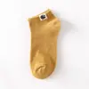 Calcetines Desnudos con Etiqueta de Tela con Etiqueta Calcetines de Barco Retro para Hombre Calcetines Nuevos de Algodón Color Sólido Invisible de Boca Baja Calcetines para Hombre Venta al por Mayor