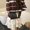Bolso Pequeño de Estilo Retro de Gama Alta para Mujer 2026 Nueva Moda Bolso Cruzado Versátil Bolso de Mano Popular en Primavera Bolso Cuadrado Pequeño