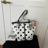 Bolso Casual de Gran Capacidad con Lunares para Mujer 2026 Nuevo Bolso de Hombro Único para el Trabajo Bolso Tote Simple de Moda Bolso Cubo