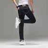 Jeans preto de alta qualidade italiano em Lyocell, não desbota, para homens, novo estilo outono e inverno, skinny slim-fit, stretch, forrado com fleece, moderno