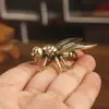 Novedad de latón vintage de gran venta transfronteriza, adorno de mosca grande, cucaracha, escritorio, modelo creativo de insecto