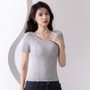 Camiseta Branca de Manga Curta para Mulheres Plus Size, Menina Cheinha, com Bojo Removível Grátis, Slim Fit, Base Top, Verão 2024 Novo