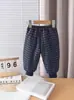 Pantalones para Niños 2025 Nuevo Invierno Cálidos Cómodos a Cuadros Acolchados Estilosos Pantalones de Invierno de Moda para Niños