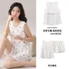 Pijama de Seda Gelo Fino de Verão para Mulheres com Bojos Embutidos, Regata Sem Mangas, Shorts, Anti-Exposição, Conjunto de Roupa de Casa da Moda