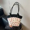 Bolsa Cruzada de Hombro Único para Mujer, Estilo Nuevo Otoño 2025, Estampado Sencillo Casual Coreano, Pequeña Fresca, Moda Literaria, para Axila