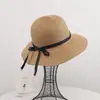 Sombrero de Playa con Lazo Dulce, Sombrero de Paja con Visera para Mujer, Elegante y Moderno Sombrero de Sol de Ala Ancha, Sombrero para Protección Solar al Aire Libre