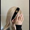 Pinza para el pelo de Metal con Letra Negra y Terciopelo Negro Ins2026 Coreana, Pinza de Garra de Moda Estilo Chanel, Pinza para Flequillo, Accesorio para el Cabello