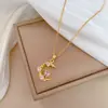 [Aço titânio] Estrela Lua Amor Luz Temperamento de luxo Lindo colar de diamantes Feminino All-match Clavícula Corrente Corrente de aço titânio