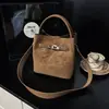 Bolsa de Mão Retrô Francesa 2026 Transfronteiriça, Bolsa Saco para Mulheres, Tendência Outono e Inverno, Bolsa de Ombro e Transversal de Alta Qualidade Versátil