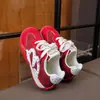 Zapatos de Entrenamiento Alemanes a la Moda con Diseño Retro de Bloques de Color para Bebés Niñas, Zapatos Deportivos Nuevos de Moda para Niños Primavera y Otoño 2026