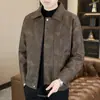 Chaqueta de Cuero para Motociclista de Solapa de Alta Gama Atractiva para Hombre Chaqueta de Cuero PU Suelta Casual para Hombre 2025 Primavera y Otoño