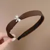 Nueva Diadema Retorcida de Pedrería Retro, Diadema de Gama Alta y Elegante, Pasador, Estilo de Celebridad de Internet Femenina, Diadema de Ala Ancha para Lavarse el Cabello
