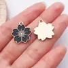 20 Estilos de Flor de Cerezo Negra con Goteo de Aceite Rosa Accesorios para Joyería DIY Aleación Collar Pulsera Colgante Llavero Transfronterizo