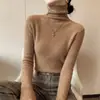 Llévalo con un abrigo, suéter base de cuello alto color camello para mujer, nuevo para otoño e invierno, ajuste ceñido, cálido, suave y acogedor, top de punto