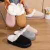 Pantuflas de algodón en stock para mujer, zapatos cálidos de interior para el hogar para otoño e invierno, pantuflas de pareja, zapatos de invierno para el hogar para hombre, fabricante