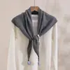 Nuevo pañuelo triangular de punto de mezcla de lana de color liso estilo coreano para otoño e invierno para mujer, cálido y versátil como calentador de cuello o chal