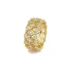 Anillo de encaje de plata de ley para mujer s925 proceso de trefilado de plata de ley hueco totalmente bañado en diamante oro de 18K anillo venta al por mayor venta caliente