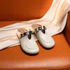 Zapatos de Mula Versátiles y Elegantes Baotou 2025 Verano Nuevos Sandalias Baotou Moda para Mujer Zapatos Mary Jane con Remaches