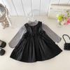 Conjunto de Vestido con Tirantes Estilo Nuevo Otoño 2026 Dianxi para Bebés Niñas, Conjunto de Dos Piezas Estilo Coreano de Vestido Chaleco con Cuello Semi-Alto y Camisa Base