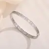 Pulseira de Titânio com Padrão da Grande Muralha, Novo Estilo Europeu e Americano, Banho de Ouro 18K, Simples, Fashion, Versátil e Não Desbota