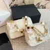 2026 Nuevo Modelo Vintage 24a Bolso de Mano Maxi Baguette Hecho a Mano Bolso de Mano Clutch con Cadena Acolchado de Piel Genuina