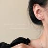 Exquisitos aretes de botón de diamantes de fila de circonitas, diseño de nicho, aretes de fila de oreja de alta gama para mujer, nueva joyería popular para la oreja 2023