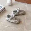 Estilo Coreano Niñas Nuevas Llegadas Primavera/Otoño 2026 Niñas Encaje Lazo Zapatos de Entrenamiento Alemanes Infantiles Elegantes Estilo Princesa Zapatos Deportivos