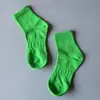 Calcetines Casuales Versátiles Estilo Pareja, Calcetines de Algodón Sin Costuras No Elásticos, Calcetines Deportivos para Hombre de Media Pantorrilla, Calcetines Deportivos Blancos para Mujer