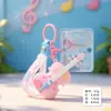 Llavero creativo de violonchelo en colores macaron, pequeño colgante para bolsos de niñas, accesorios culturales y creativos, pequeños artículos para regalo
