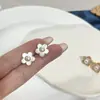 Pendientes de Perlas de Agua Dulce Naturales Estilo Francés para Mujer, Agujas de Plata S925, Lujo Accesible, Gama Alta, Retro, Nicho, Pendientes Florales Únicos