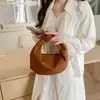 Bolsa Plissada Estilo Coreano Retrô Formato Dumpling para Mulheres Lançamento Primavera 2026 Bolsa de Ombro e Axila de Alta Qualidade Bolsa de Mão Fashion