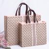 Bolsa de Lona Filme Revestido Bolsa Não Tecida em estoque Publicidade Bolsa de Mão Não Tecida Impressão de Logotipo Roupas Grande Capacidade Impressão