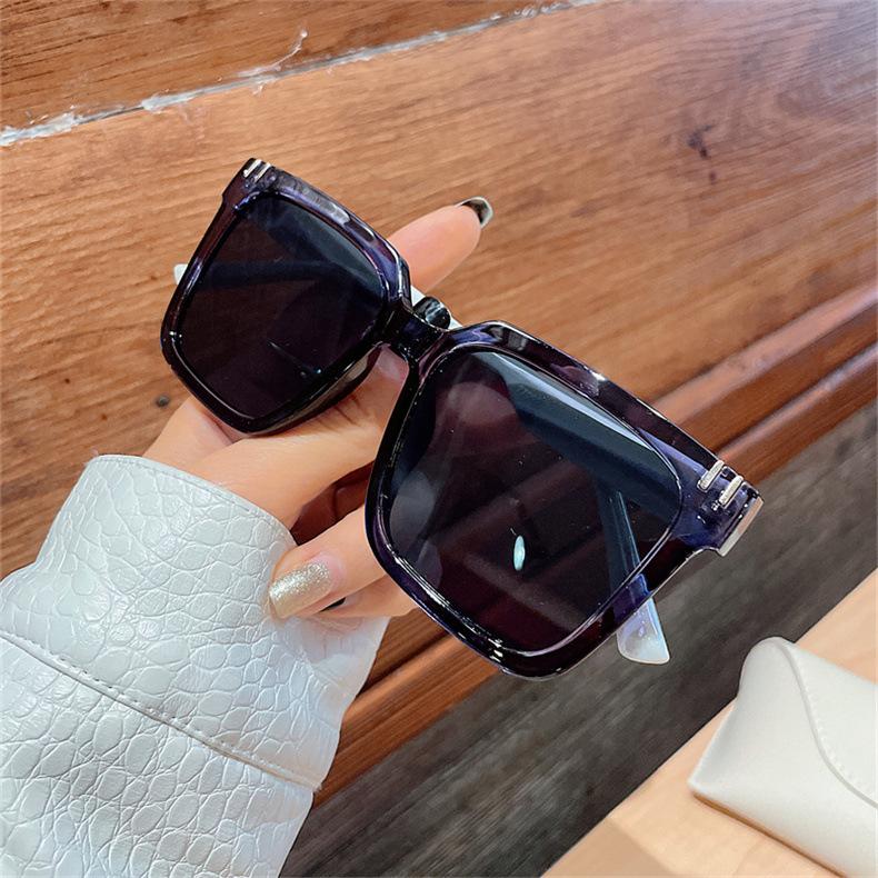 透蓝框黑片 (2).jpg