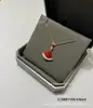 Collar Baojia de Ágata Negra Natural en Forma de Abanico Pequeño Versión de Alta Gama V-Gold con Chapado en Oro de 18 Quilates e Incrustaciones de Diamante, Cadena para Clavícula Finamente Tallada en CNC