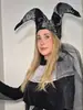 Gorro elástico de payaso estilo europeo y americano, sombrero puntiagudo con pompón, disfraz de payaso para bailes de máscaras, disfraz de Halloween, al por mayor