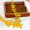 Nuevo Modelo Conjunto de Collar Floral de Cobre Chapado en Oro, Mismo Estilo que las Joyerías de Oro, Accesorios para Collares de Boda, Venta al por Mayor de Fabricantes de Comercio Electrónico en Transmisión en Vivo