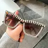 Óculos de Sol Moda Europeia e Americana Gatinho, Tendência Óculos de Sol Personalizados com Pedras e Pérolas, Óculos de Sol Retrô de Alta Qualidade para Fotografia de Rua Feminina