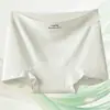 Roupa íntima feminina sem costura de cintura média com ângulo plano, novo estilo verão 2026, anti-exposição, fitness, macia, respirável, confortável, Boxer Brief