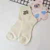 Meias Femininas de Cano Médio Ins Tendência Versátil Estilo Coreano e Japonês Outono e Inverno Desenho Animado Fofo Estilo College Senhoras Meias Longas Brancas