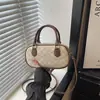 Bolso de mano estilo vintage para mujer, nueva colección 2026, con un look sofisticado, se puede llevar como bolso de hombro o bolso cruzado, estilo bolso Boston, versátil para el uso diario