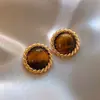 Pendientes Redondos de Encaje Retorcido con Piedra Ojo de Tigre Maillard Estilo Metalizado de Lujo Ligero Temperamento Moda Influencer de Internet