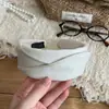Faixa de Cabeça Larga de Tecido Estilo Coreano para Mulheres, Toque de Luxo para Outono e Inverno, Faixa de Cabeça com Coroa Alta, Volumizadora, Acessório de Cabelo Versátil