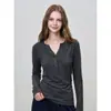 Outono de 2026 Novo Estilo Coreano Minimalista Gola V Botões Slim Fit Cor Sólida Versátil Elegante Top Feminino 25712