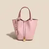 Bolso Canasta de Piel de Vaca de Primera Capa Clásico, Bolso Cubo de Piel Genuina de Lujo Ligero y de Gama Alta, Bolso de Mano de Moda Transfronteriza y Versátil